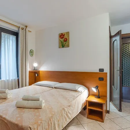 Cori Dependance Apartament Menaggio